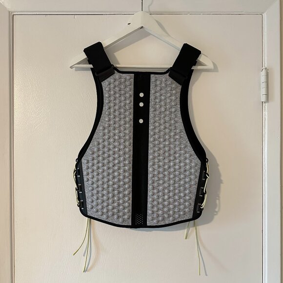 OMORPHO G-Vest in Heather - Picture 5 of 9